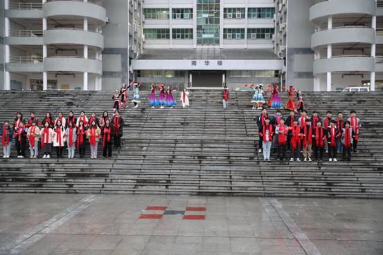 说明: C:\Users\Administrator\AppData\Roaming\Tencent\QQTempSys\1$USF@@`X}1~QQJ`XYU$7[Y