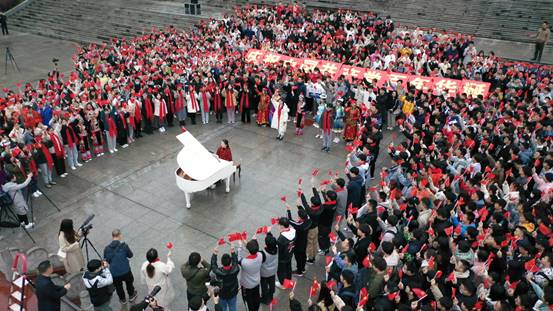 说明: C:\Users\Administrator\Desktop\截图\DJI_0747.00_04_21_08.Still008.jpg